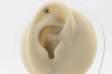 LABRET TITÂNIO R/I ESTRELA DIAMANTADA